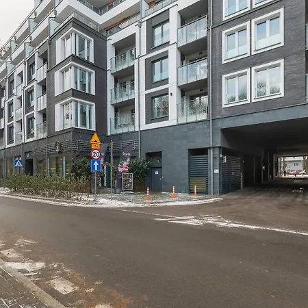 Luxurious Apartment Nadmorskie Tarasy Kołobrzeg by Renters Prestige-3